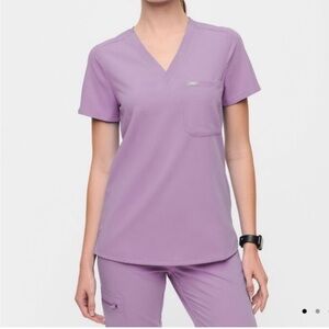 Figs Catarina Lavender Dew Scrub Top